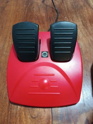 Volante Mario Kart Racing Wheel Pro HORI