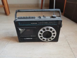 Radio Cassette National