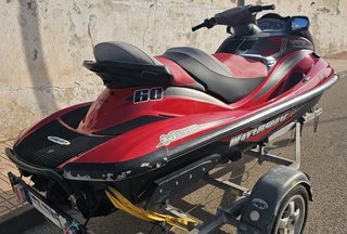 Moto de agua Yamaha FX 160 con remolque
