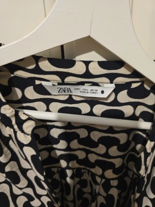 Vestido corto Zara estampado L