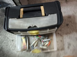 Caja de pesca multiusos