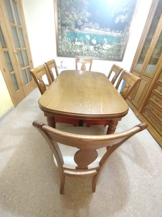 Mesa comedor extensible + 8 sillas madera maciza