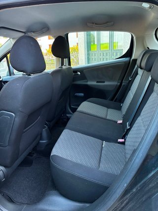 Peugeot 207 2010