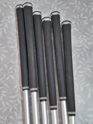 Hierros Cobra Aerojet Mujer