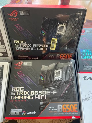 Scheda madre ASUS ROG STRIX B650E-F GAMING WIFI