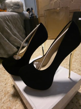 Zapatos de tacón aguja negros