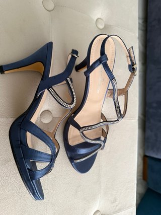 Sandalo elegante blu avio con strass mis.39