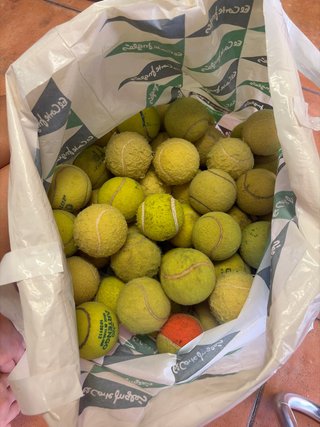 70 Pelotas de Tenis Usadas