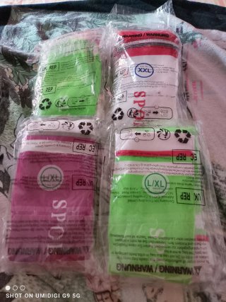 Calcetines deportivos YH Consulting Limited