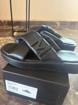 Sandalias Lola Casademunt Negras Talla 38