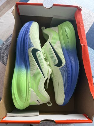 Nike Vomero 18 Talla 48.5 Nuevas Originales