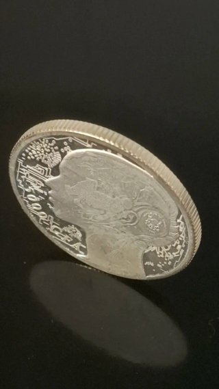 Moneda Plata Chad A.I. 1 oz 2023