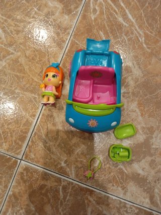 Coche Pinypon con Muñeca