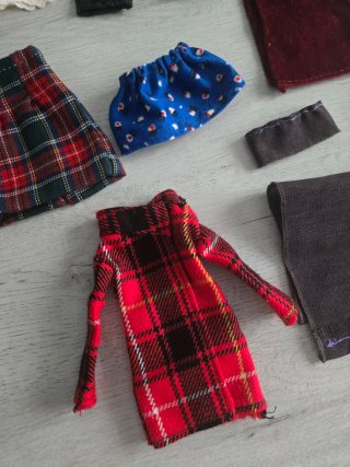 Ropa hecha a mano para Barbie