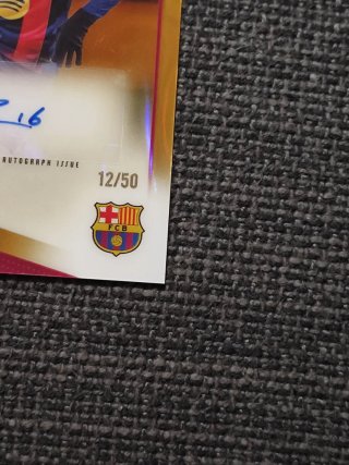 Pedri auto /50 Topps Chrome 25/26 FC Barcelona
