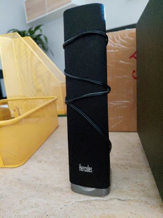 Altavoces Hercules Negros
