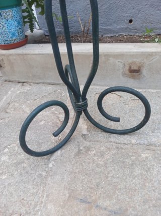 Soporte para macetas de forja