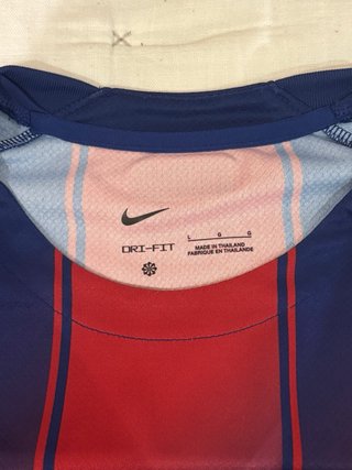 Camiseta FC Barcelona x Olivia Rodrigo. EXCLUSIVA