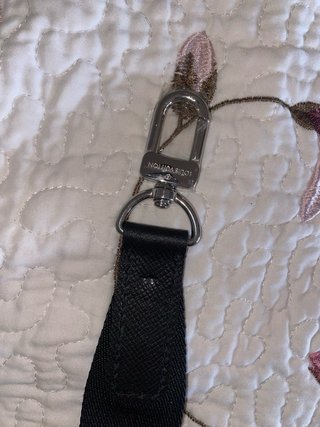 Louis Vuitton Avenue Sling Bag Nueva