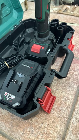 Llave de impacto PARKSIDE 20V