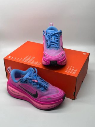 Nike Vomero Plus ZoomX, Talla 39, Nuevas