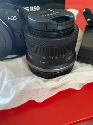 Canon EOS R50 Cámara Mirrorless Kit