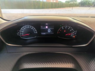 Peugeot 208 2022