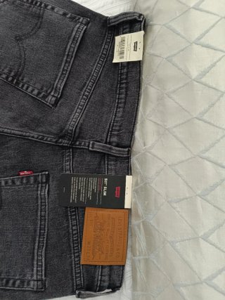 Pantalón Levis strauss 511 Talla W33 L34 Gris Nuev