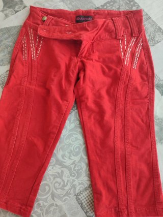Pantalón rojo Caipira talla 42