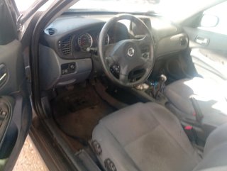 Nissan Almera 2004