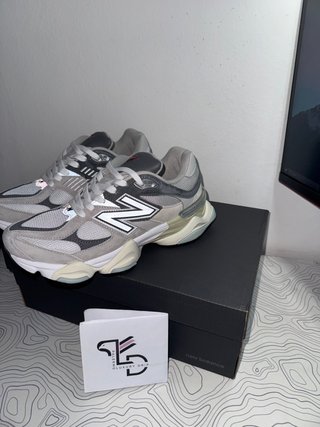 New Balance 9060 Grey – Taglia 42 – Nuove