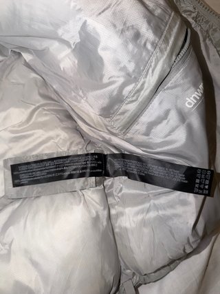 Chaqueta acolchada plateada Zara