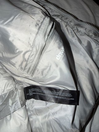 Chaqueta acolchada plateada Zara