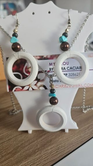 Orecchini realizzati a mano Il prezzo x coppia!