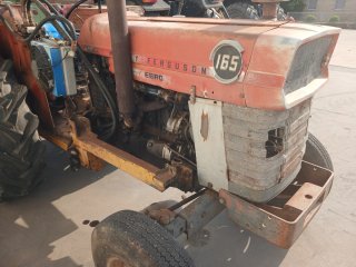 Tractor Massey Ferguson 165