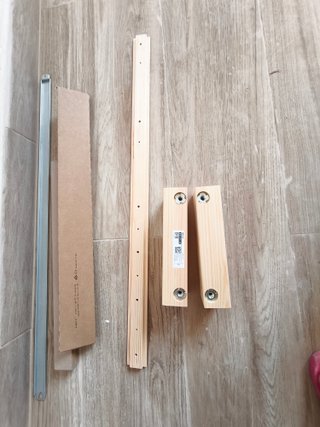 Tablas de madera con agujeros