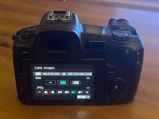 Canon EOS R - solo cuerpo
