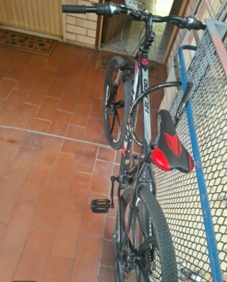 Bicicleta Hiland Negra