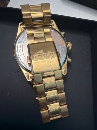 Reloj Lotus Dorado y Azul