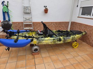 Kayak Corsario con motor eléctrico