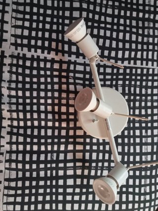 Lámpara de techo blanca