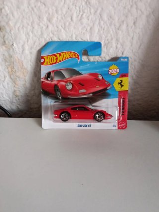 Hot Wheels Ferrari Dino 206 GT 150/250