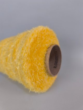 Cono hilo pestaña amarillo para tejer