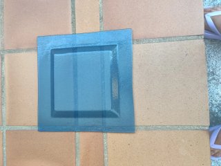 Plato cuadrado azul de cristal