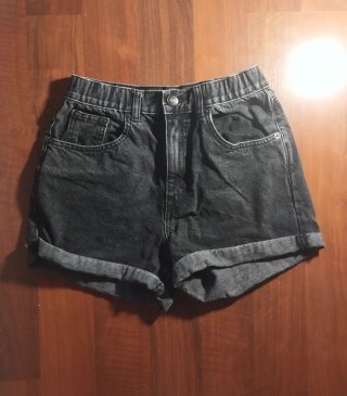 Lote 4 Shorts Vaqueros Mujer Bershka y Pull&Bear