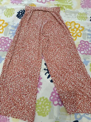 Pantalón fino de verano Pull and Bear Estampado