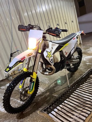 Husqvarna 300 TPI 2022 Enduro