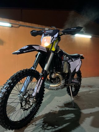 Husqvarna 300 TPI 2022 Enduro