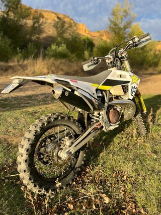 Husqvarna 300 TPI 2022 Enduro