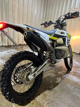 Husqvarna 300 TPI 2022 Enduro